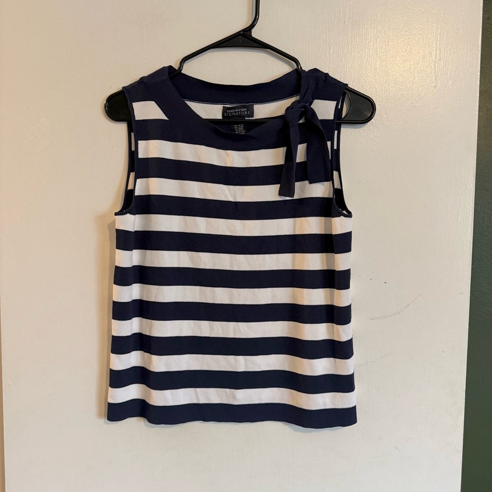 Jones New York navy blue and white striped bow neck knit tank top blouse